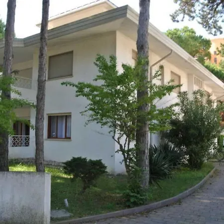 Cozy 150m From The Sea